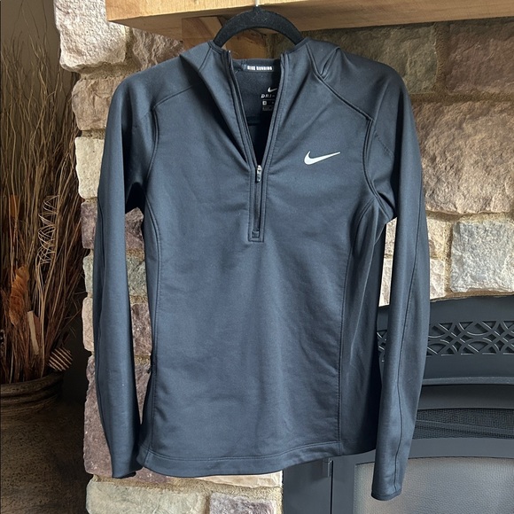 Nike Black Quarter-Zip Pullover - Picture 1 of 4